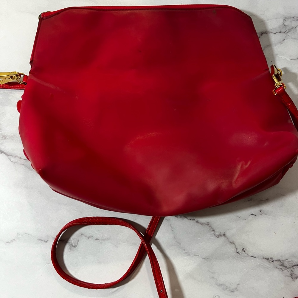 GUC Burberry PVC Prorsum Petal Pink Azalea Crossbody - Picture 2 of 6